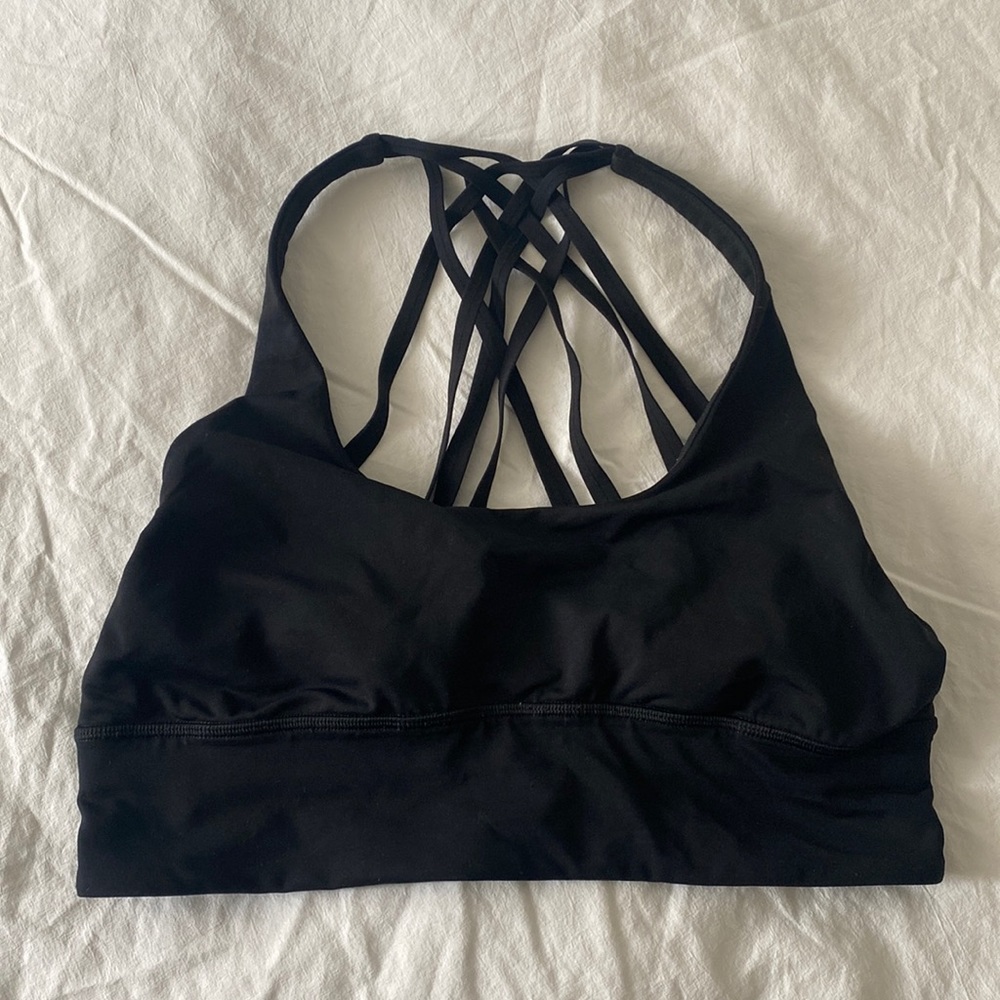 Lululemon sports bra